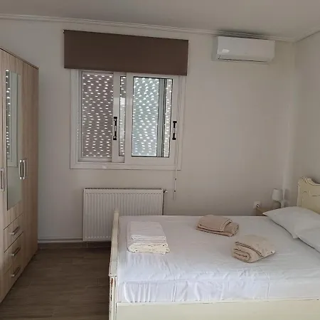 Quiet Detached House Near The Sea * Corinth